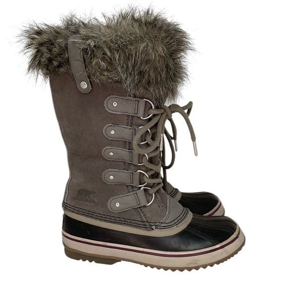 SOREL Joan of Arc Boots Grey Suede Fur Waterproof Winter Snow Lace Up Size 6 - Picture 1 of 9